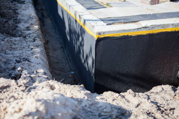 Flood containment and hydraulic sealing in South Milford, IN
